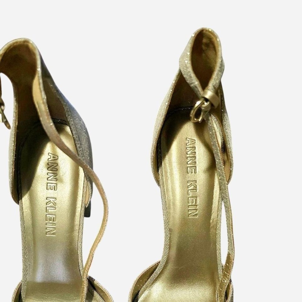 Anne Klein heels off white sparkly 9/5  block heel